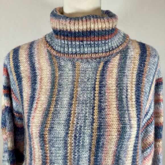Violet Ruby wool blend soft colors turtleneck sweater size large - Picture 2 of 6